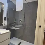 Bg *